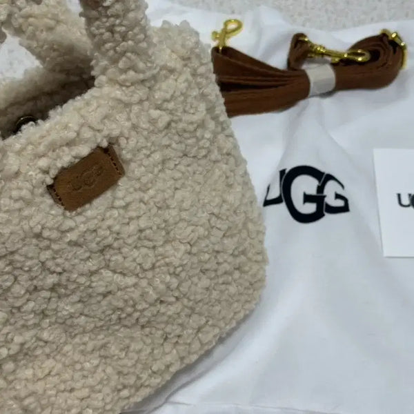 [BUNJANG] UGG Mini Tote Bag / 어그 미니백