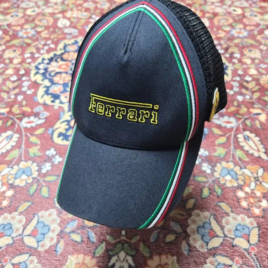 [BUNJANG] Scuderia Ferrari F1 Vintage Mesh Trucker Cap / 스쿠데리아 페라리 F1 빈티지 메쉬 트러커캡 [FREE / 조절 가능]