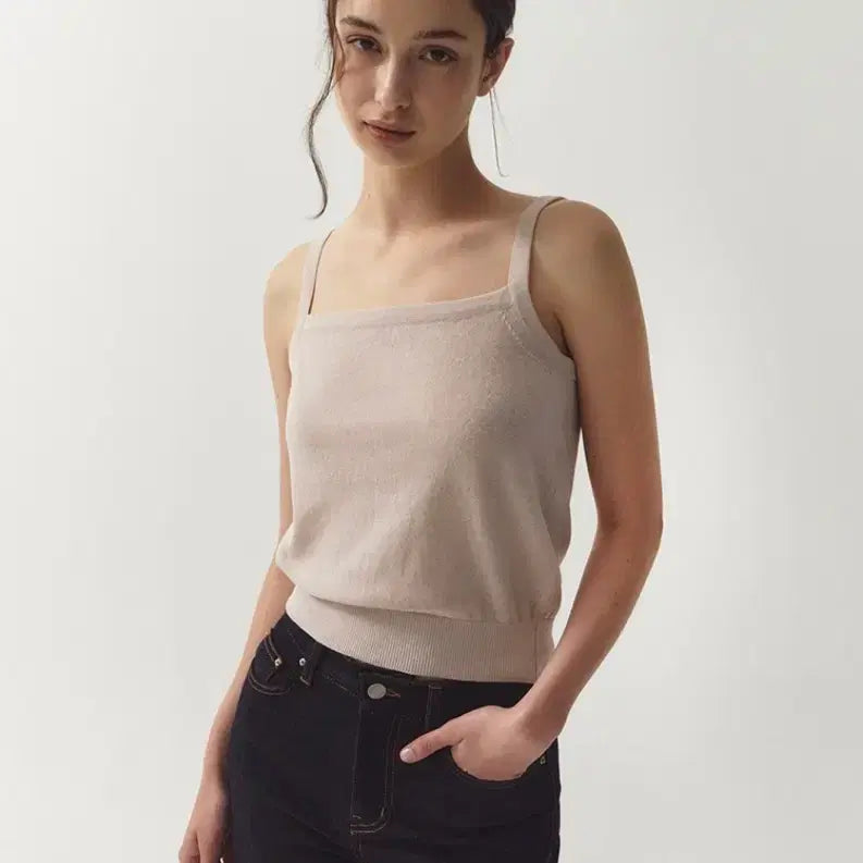 [BUNJANG] Ellouju Essential Knit Sleeveless Cream / 엘로주 에센셜 니트 슬리브리스 크림 5회미만착용 상태좋음