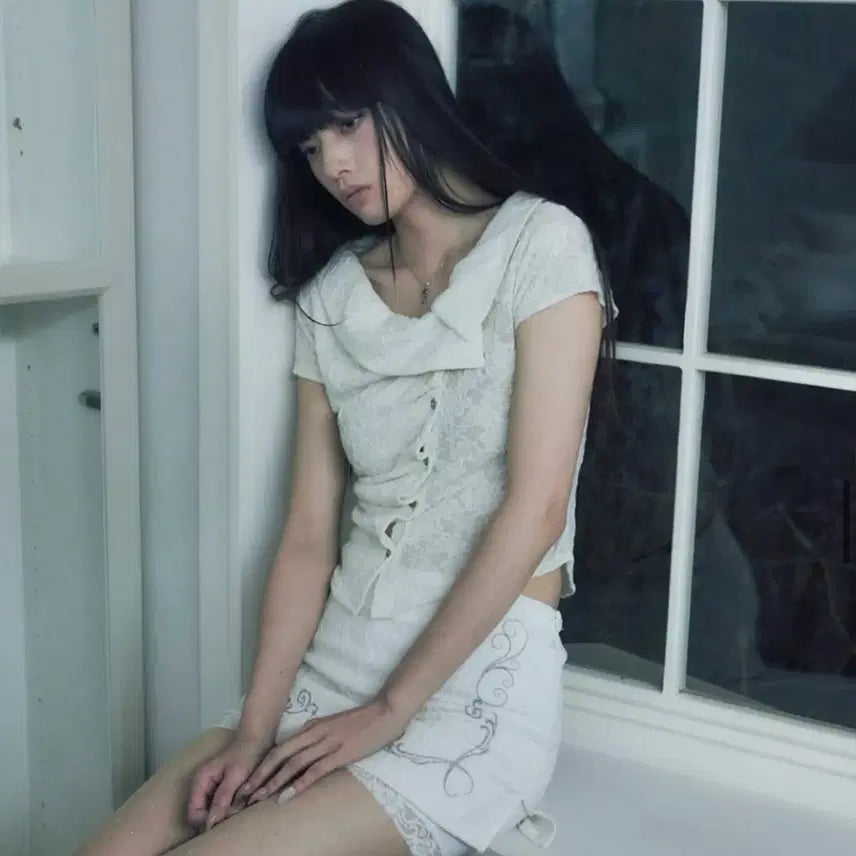 [BUNJANG] Elfell Fell Fell Archives Asymmetric Rose Collar Shirt Ivory / 엘프엘프엘프 아카이브스 어시메트릭 로즈 카라 셔츠 [아이보리]