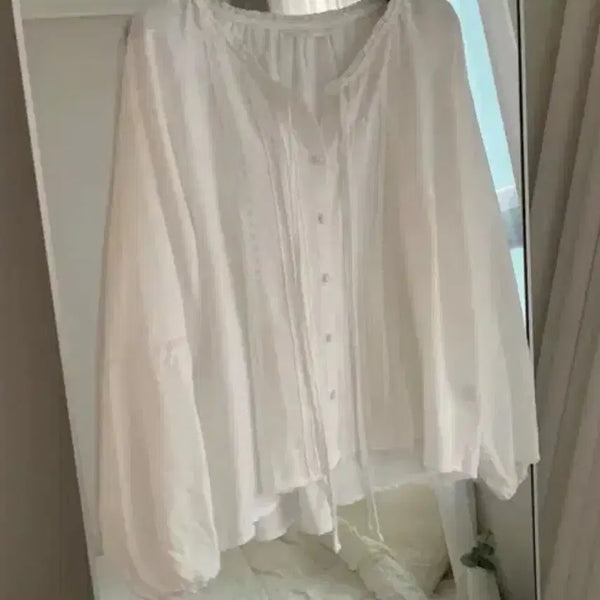 [BUNJANG] Pretty Young Thing Eyelet Lace Blouse / 프영띵 pyt 프리티영띵 아일렛 블라우스