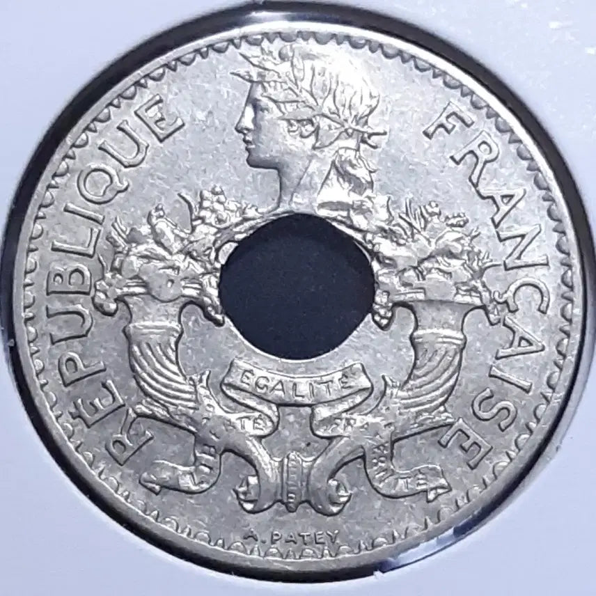 [BUNJANG] French Indochina 1939 5 Centimes Coin / 프랑스령 인도차이나 준미사용 1939년 5센트.외국주화 주화 화폐 동전