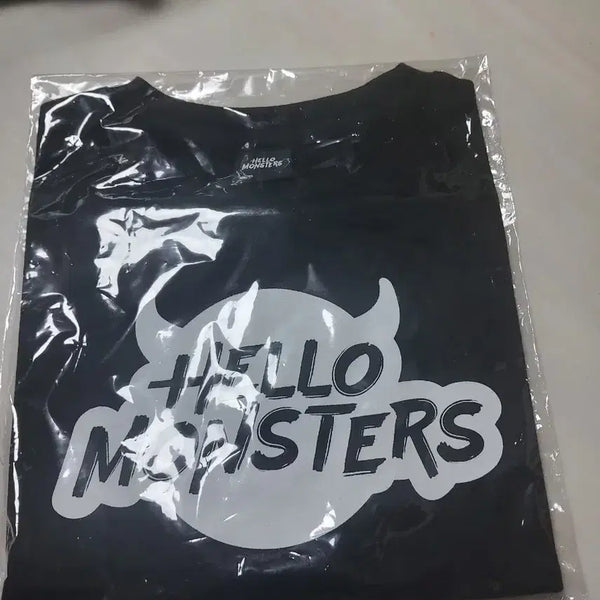 [BUNJANG] Hello Monsters Black T-Shirt / 헬로 몬스터즈 반팔티 블랙
