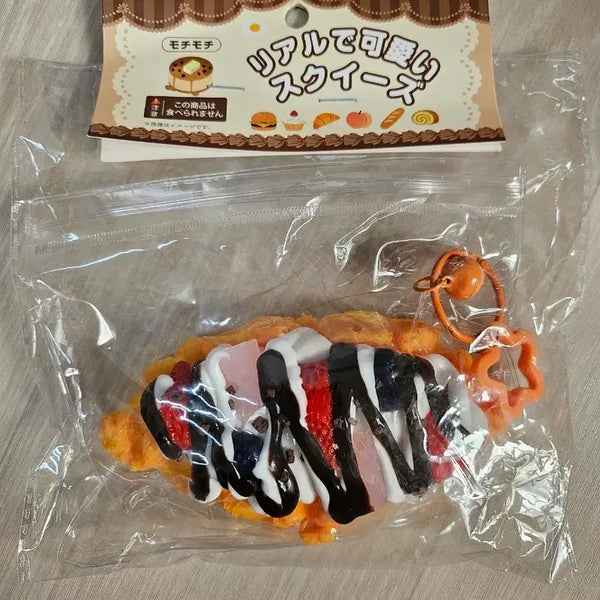 [BUNJANG] Realistic Croffle Squishy Toy / 말랑 쫀득 리얼 크로플 스퀴시 (달달구리향)
