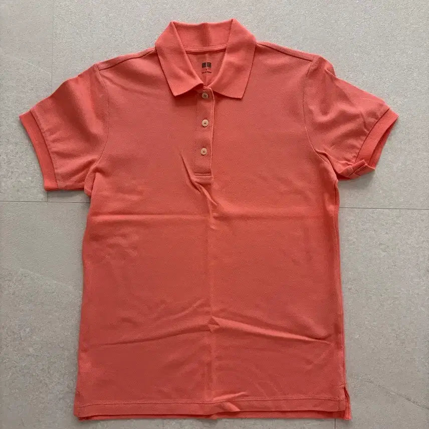 [BUNJANG] Uniqlo Short-Sleeve Collar T-Shirt Coral / 유니클로 반팔 카라티 코랄색