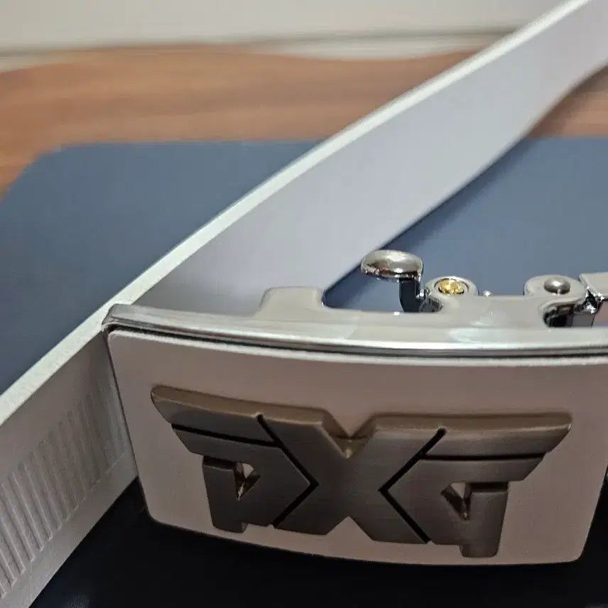 [BUNJANG] PXG Golf Leather Belt White / PXG 골프 가죽벨트  흰색