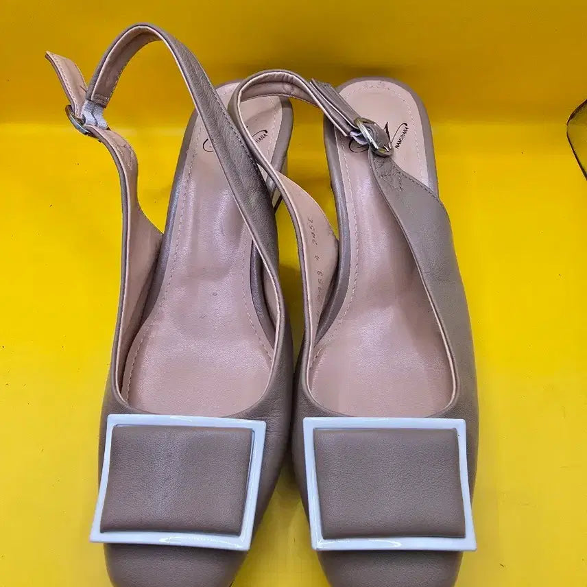 [BUNJANG] Namuhana Leather Slingback Sandals Size 245 / 나무하나 가죽 슬링백 샌들 245