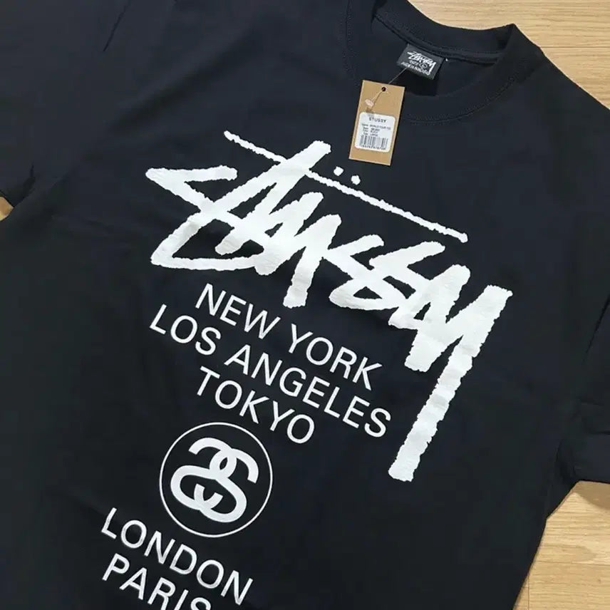 [BUNJANG] Stussy World Tour T-Shirt Black / 스투시 월드투어 반팔 블랙 새상품 (S, M, L)