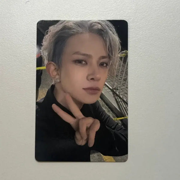 [BUNJANG] Lee Heeseung The Sin Vanish Izzy 7th Gen POB Photocard / 희승 the sin vanish 이즈위 7차 미공포 포카