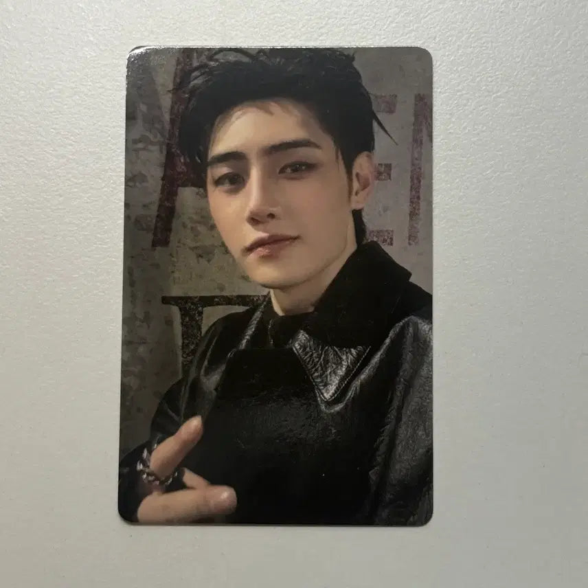 [BUNJANG] ENHYPEN Sunghoon The Sin Vanish Izwy 7th Gen POB Photocard / 엔하이픈 성훈 the sin vanish 이즈위 7차 미공포 포카 특전
