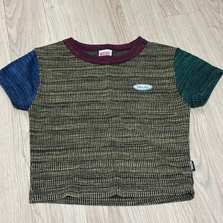 [BUNJANG] Mischief Cropped T-Shirt / 미스치프 크롭반팔