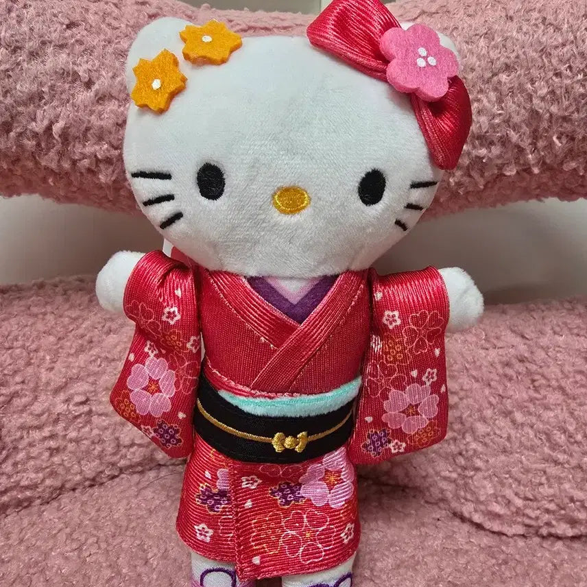 [BUNJANG] Hello Kitty Long Leg Kimono Keychain (New) / 헬로키티 롱다리 기모노 키링 새상품 팝니다