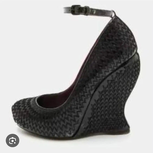 [BUNJANG] Bottega Veneta Black Patent Leather Strap Wedge Heels (Size 35) / 보테가베네타 블랙  스트랩 웨지힐