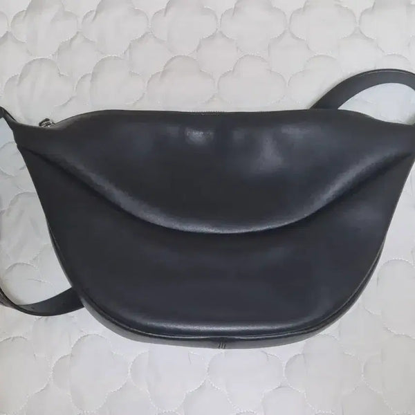 [BUNJANG] Leavone Martin Bag Black / 르아보네 마틴백 블랙