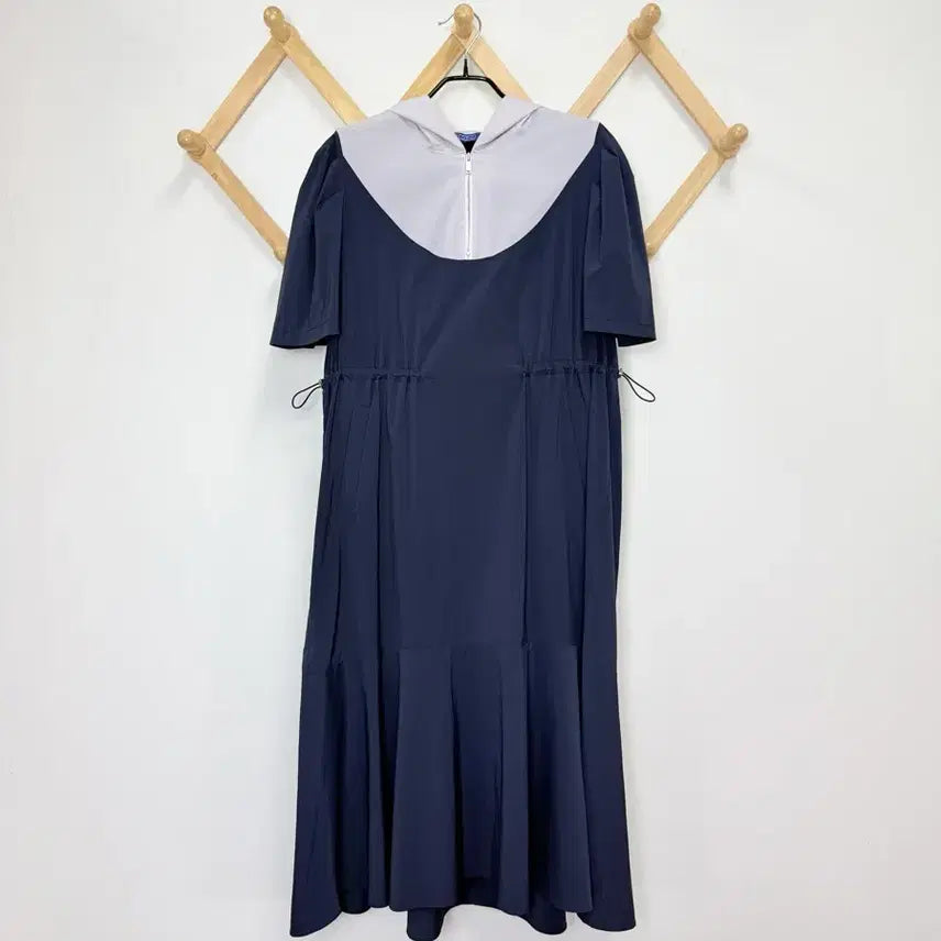 [BUNJANG] EGOIST Hooded Shirring Dress / 에고이스트 바스락 후드원피스