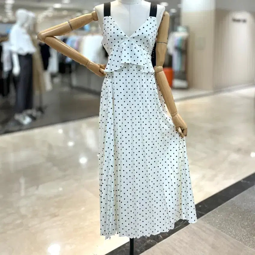 [BUNJANG] It Michaa Dot Pleated Long Dress / 잇미샤 도트 플리츠 롱원피스