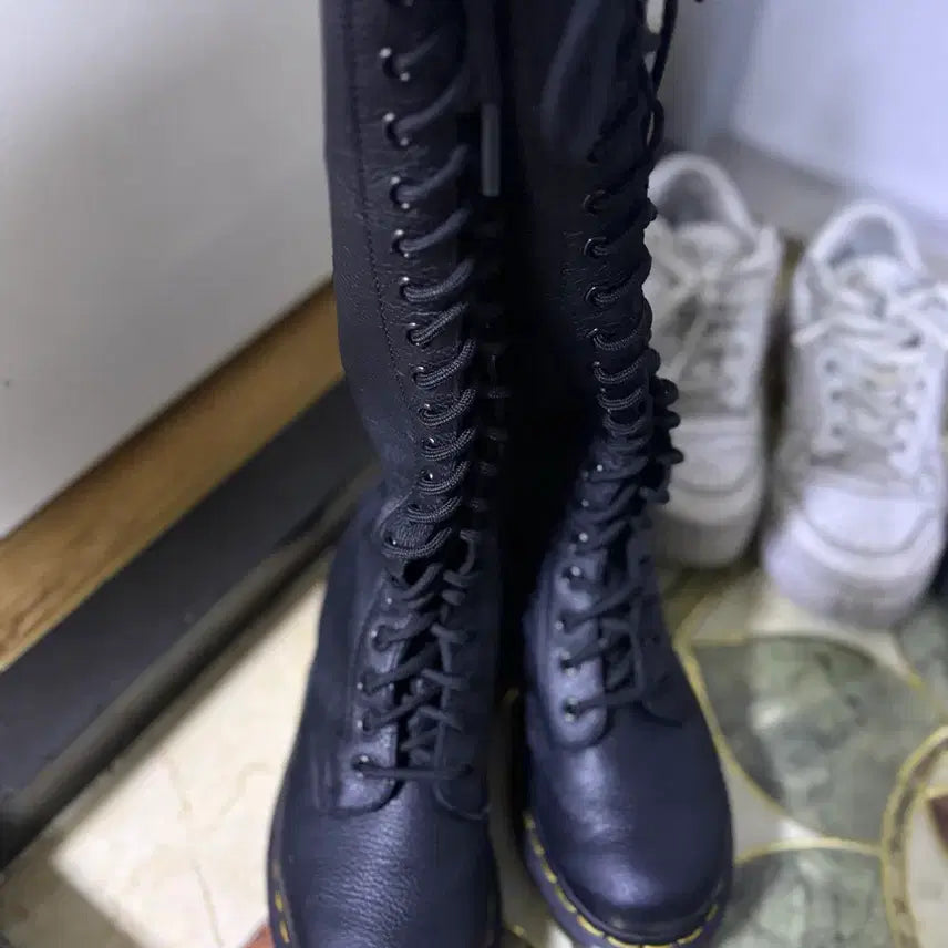 [BUNJANG] Dr. Martens 1B60 20-Eyelet Boots UK4 (230mm) / 닥터마틴 20홀 1B60 부츠 uk4 (230)