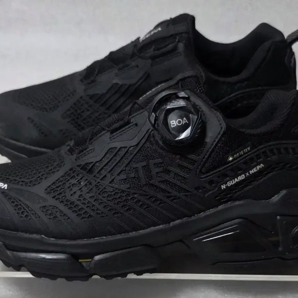 [BUNJANG] NEPA GORE-TEX Lightweight Hiking & Trekking Shoes with BOA Dial (Unisex) / 네파 NEPA 고어텍스 경등산화 트레킹화 보아다이얼 공용 250~255