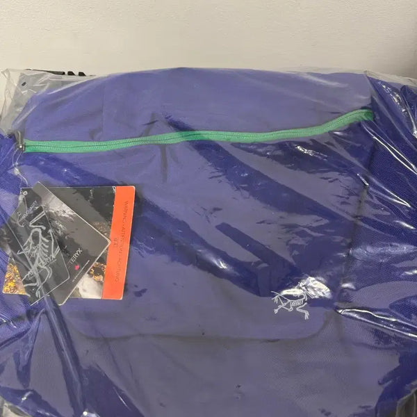 [BUNJANG] Arc'teryx Mistral 16 Bag Squid Ink / 아크테릭스 미스트랄16 가방