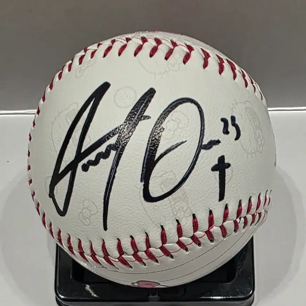 [BUNJANG] Austin LG Hello Kitty Autographed Ball / 오스틴 LG헬로키티 로고볼 싸인볼