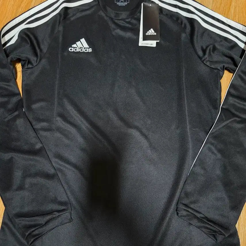 [BUNJANG] Adidas Three-Stripes Long Sleeve T-Shirt / 아디다스 기능성소재 삼선 긴팔티셔츠(택달린새상품)