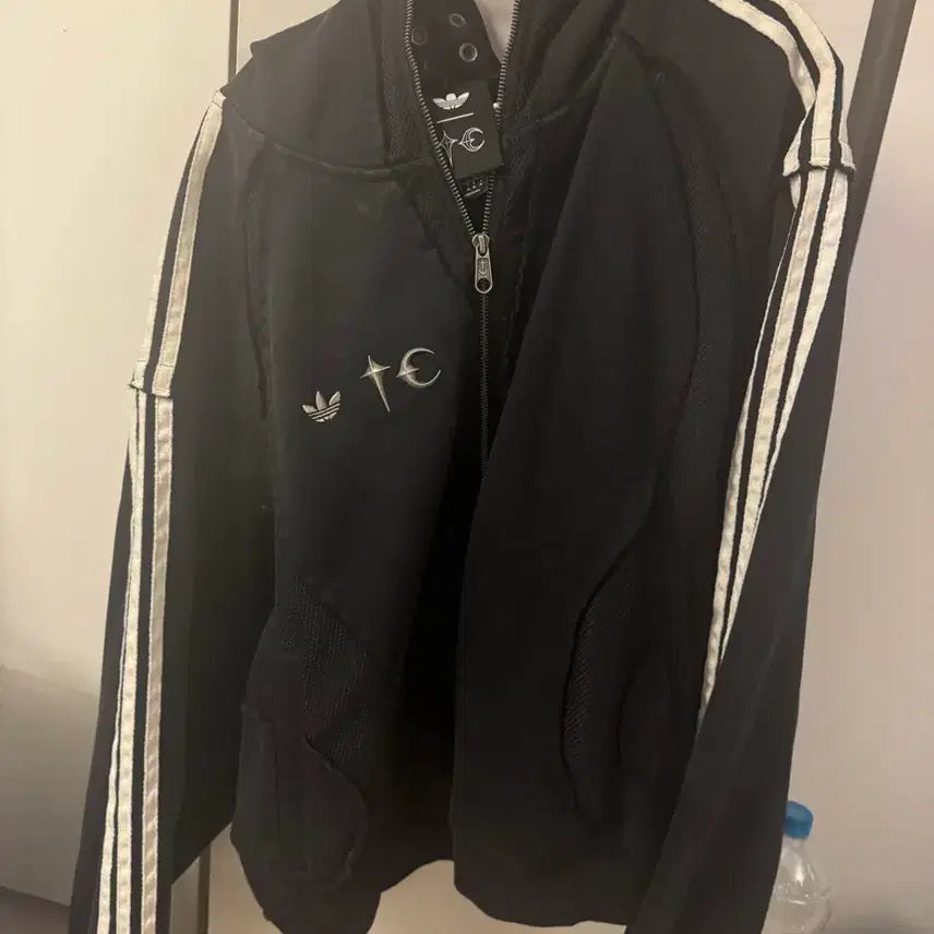 [BUNJANG] Adidas x Thug Club Hoodie Black L / 아디다스 떠그클럽 후드집업 블랙 L