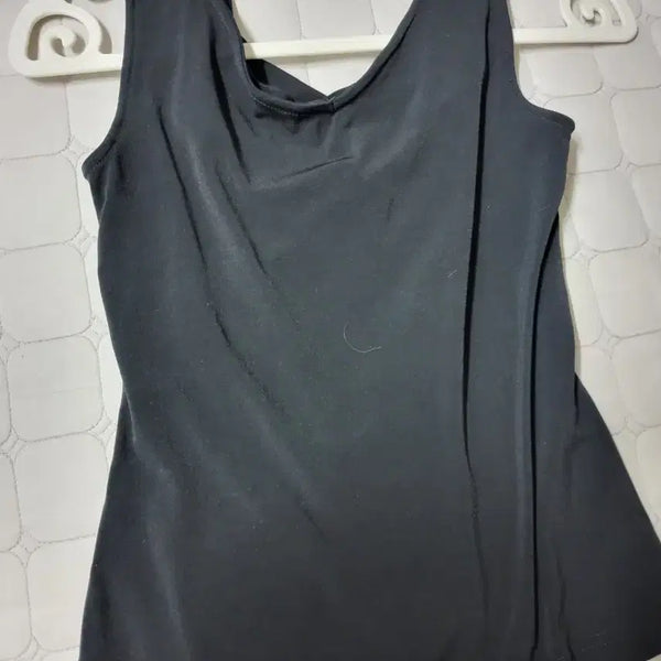 [BUNJANG] Japanese Vintage Black Sleeveless Top / 일본빈티지 검정 민소매