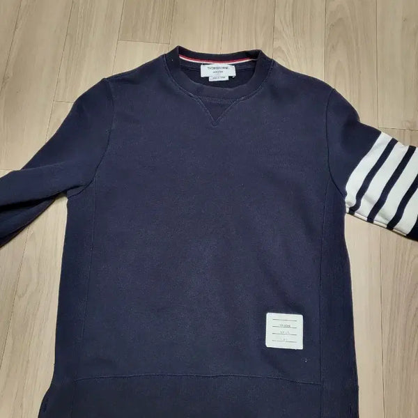 [BUNJANG] Thom Browne Tricolor Sweatshirt Navy Size 2 / 톰브라운 삼선 맨투맨 네이비 2사이즈