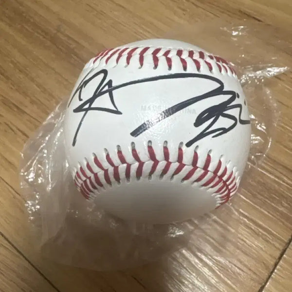 [BUNJANG] KT Wiz Ahn Hyun-min Signed Baseball / KT위즈 안현민 선수 싸인볼