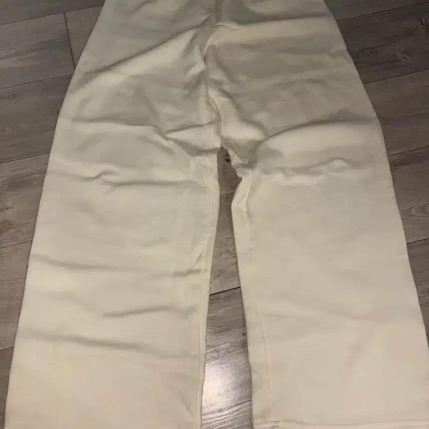 [BUNJANG] Cream Fleece Lined Training Pants / 새상품 크림색 기모 트레이닝 팬츠