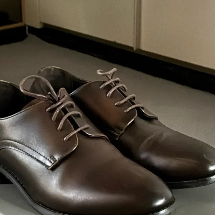 [BUNJANG] SchooPen Men's Leather Basic Plain Toe Derby Shoes (260) / 슈펜 남성 레더 베이직 플레인토 더비 (260)