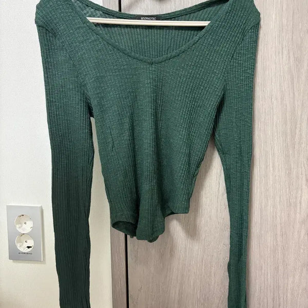 [BUNJANG] Hipnatic Ribbed Round Neck T-Shirt / 새상품)히프나틱 골지 라운딩 티셔츠