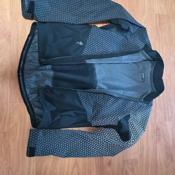 [BUNJANG] Special Windbreaker Jacket / 스페샬 바람막이