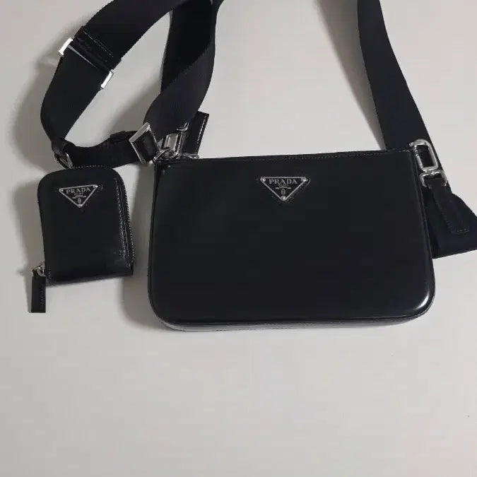 [BUNJANG] Prada Brushed Leather Shoulder Bag / 프라다 브러시드 가죽 숄더백 크로스백