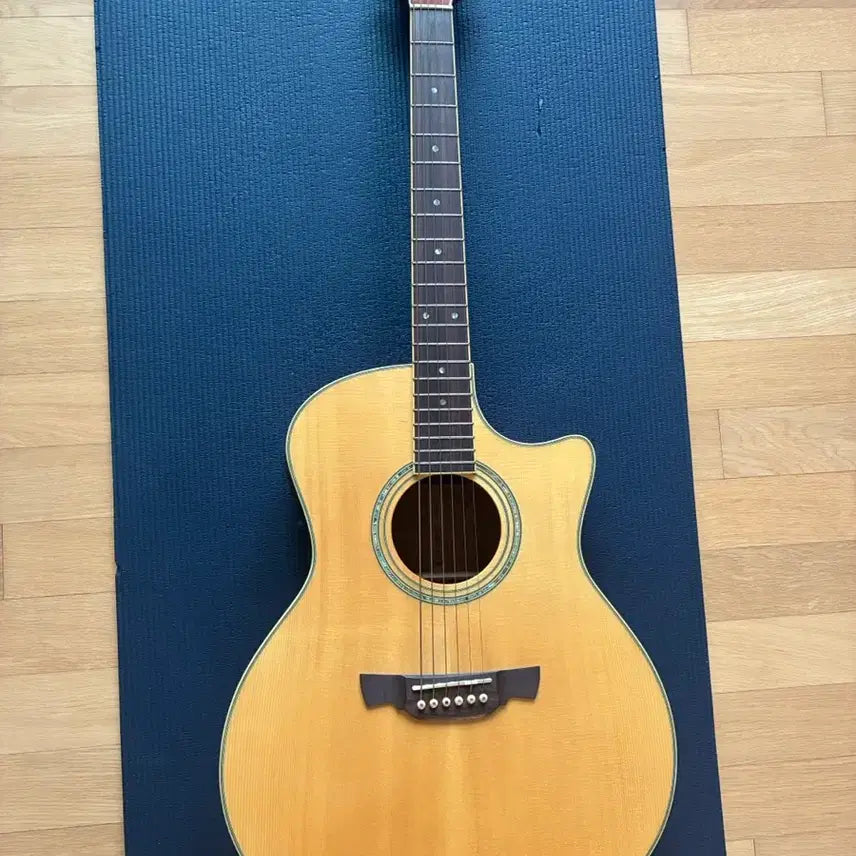 [BUNJANG] Crafter Gloria Solid Top Acoustic Guitar / 크래프터 글로리아 탑솔리드 통기타
