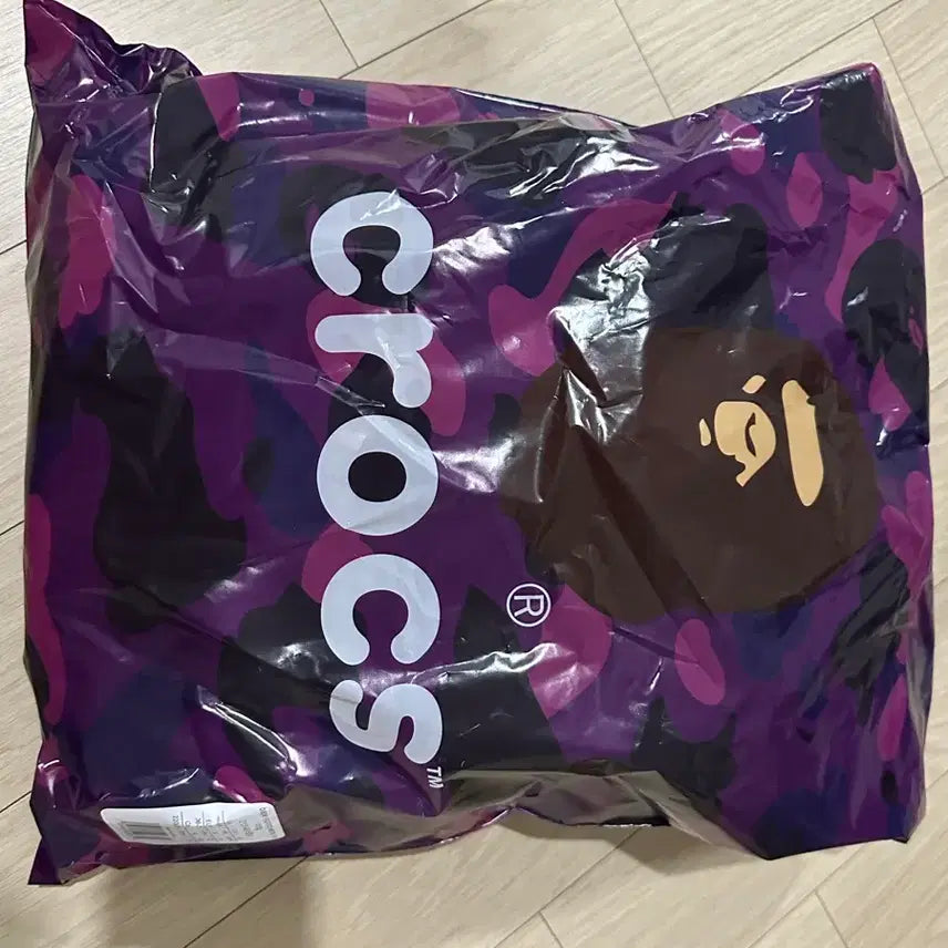 [BUNJANG] Bape Crocs Shoes (230) / 베이프 크록스 230
