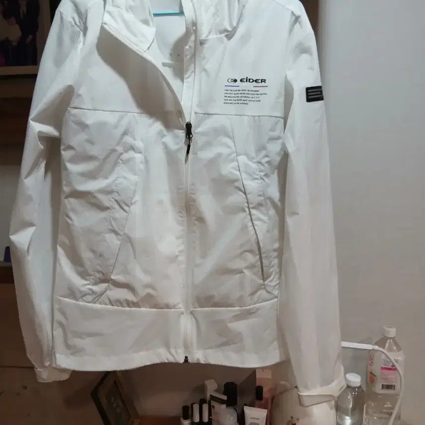 [BUNJANG] Eider White Windbreaker Jacket L / EIDER 화이트 바람막이 L 사이즈