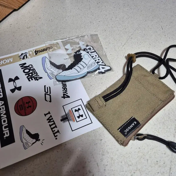 [BUNJANG] Kangol Cardholder Bundle with Unda Armour Sticker and Shoe Keychain / 캉골카드지갑 1+1+1