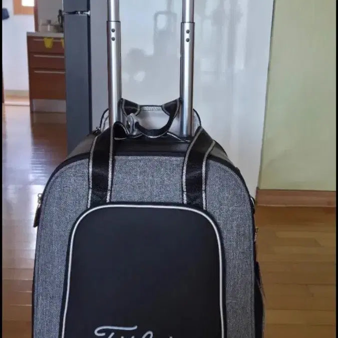[BUNJANG] Titleist Golf Boston Bag - Black/Silver / 타이틀리스트 골프 보스턴백