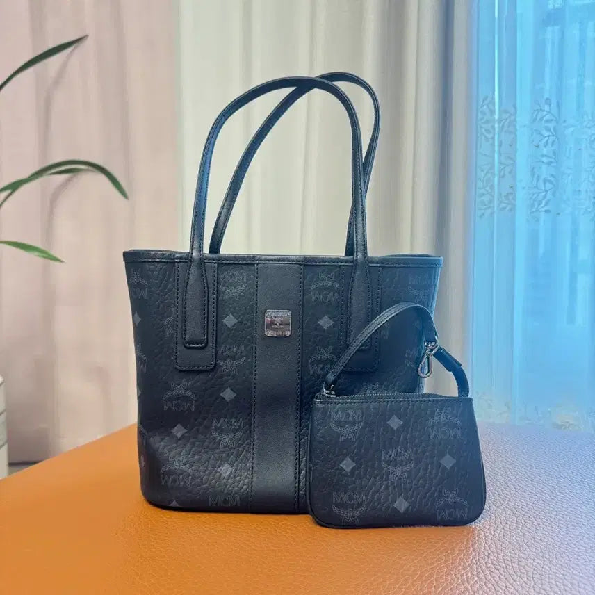 [BUNJANG] MCM Visetos Liz Shopper Bag Mini Black / MCM 비세토스 LIZ 쇼퍼백 블랙 미니