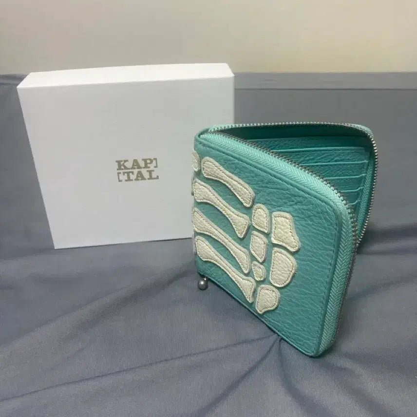 [BUNJANG] Kapital Thumbs Up Bone Hand Zip Wallet Powder Blue / 캐피탈 지갑 떰즈 업 본 핸드 집 월렛 파우더 블루