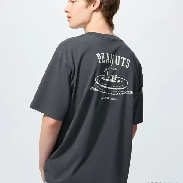 [BUNJANG] Uniqlo PEANUTS UT Graphic T-Shirt Dark Grey 4XL / [4XL] 유니클로 PEANUTS UT 그래픽 티셔츠 다크그레이