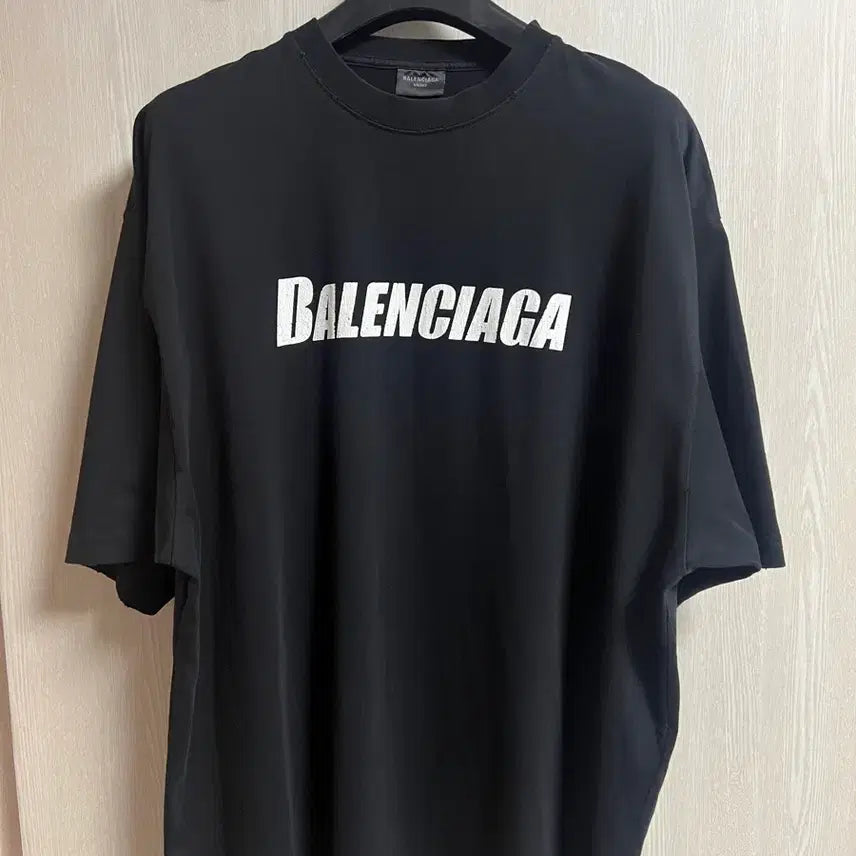 [BUNJANG] Balenciaga Washed T-Shirt Front Logo / [극미중고,국내매장판] 발렌시아가 전면로고 워싱 티셔츠
