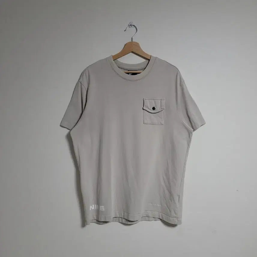 [BUNJANG] Nike City Made Pocket T-Shirt Beige XL / (XL) NIKE 나이키 시티 메이드 포켓 반팔 티셔츠 베이지색