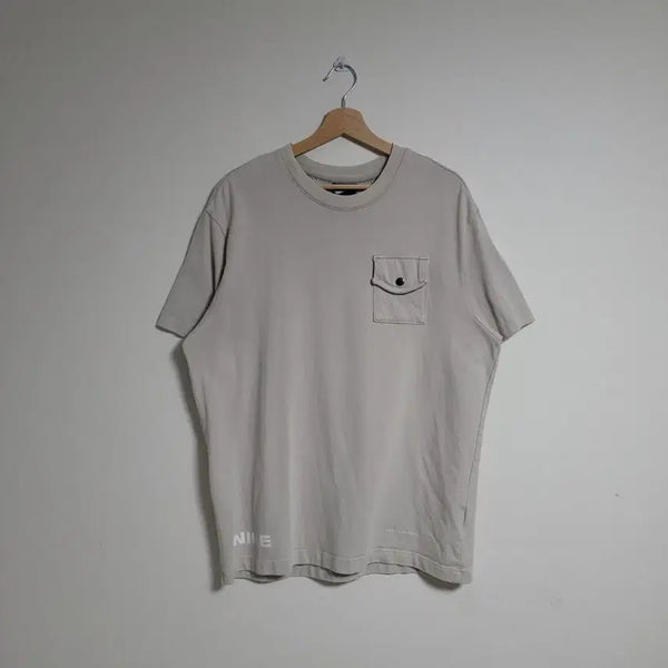 [BUNJANG] Nike City Made Pocket T-Shirt Beige XL / (XL) NIKE 나이키 시티 메이드 포켓 반팔 티셔츠 베이지색
