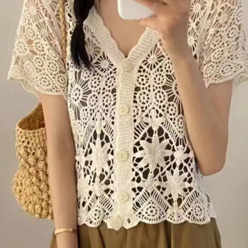 [BUNJANG] Crochet Knit V-Neck Cardigan / 크로셰 니트 가디건