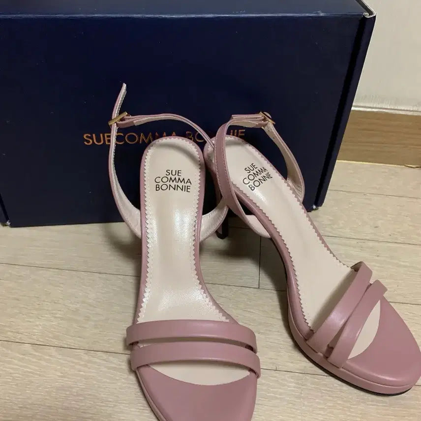 [BUNJANG] SUECOMMA BONNIE Pink Sandals / 슈콤마보니 샌들 핑크