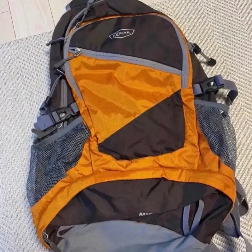 [BUNJANG] EXPic Hiking Backpack / EX픽 등산가방