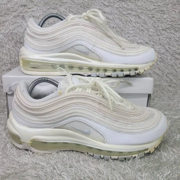 [BUNJANG] Nike Air Max 97 White Sneakers / 구제짱짱맨 240 나이키 에어맥스97 화이트 스니커즈