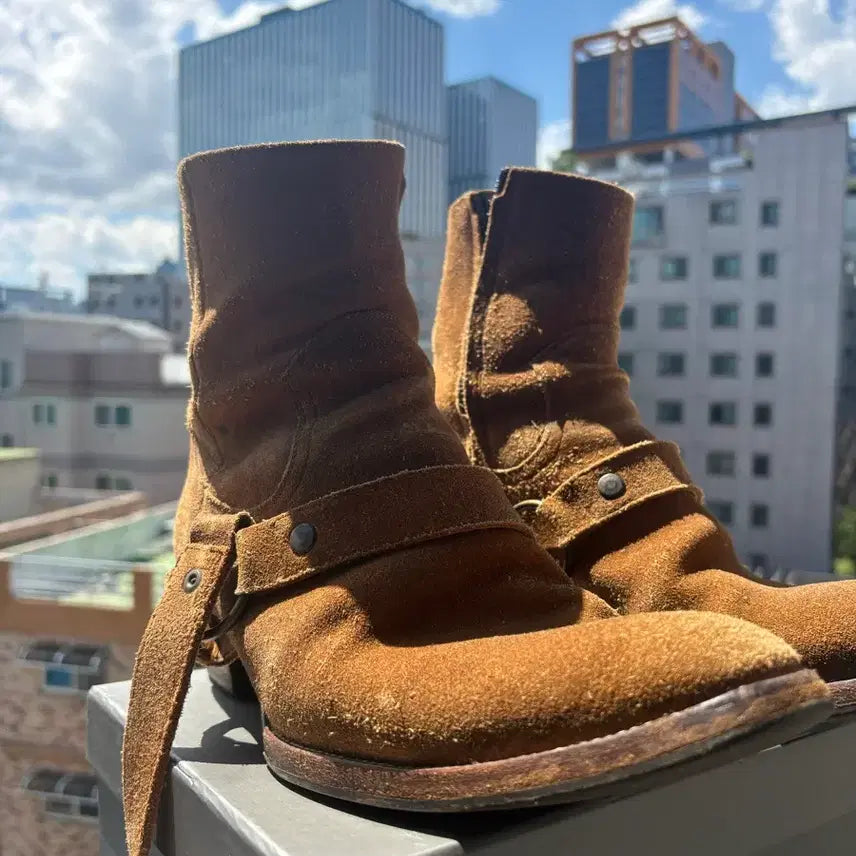 [BUNJANG] Saint Laurent Wyatt Harness Suede Boots 43 / 생로랑 와이어트 하네스 스웨이드 부츠 43